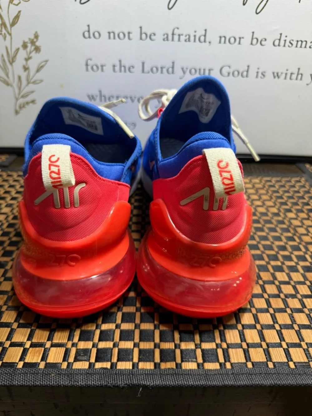 Nike Blue and Red Air270 Running Sneakers Men SZ 10- Box 16 - Picture 3 of 6